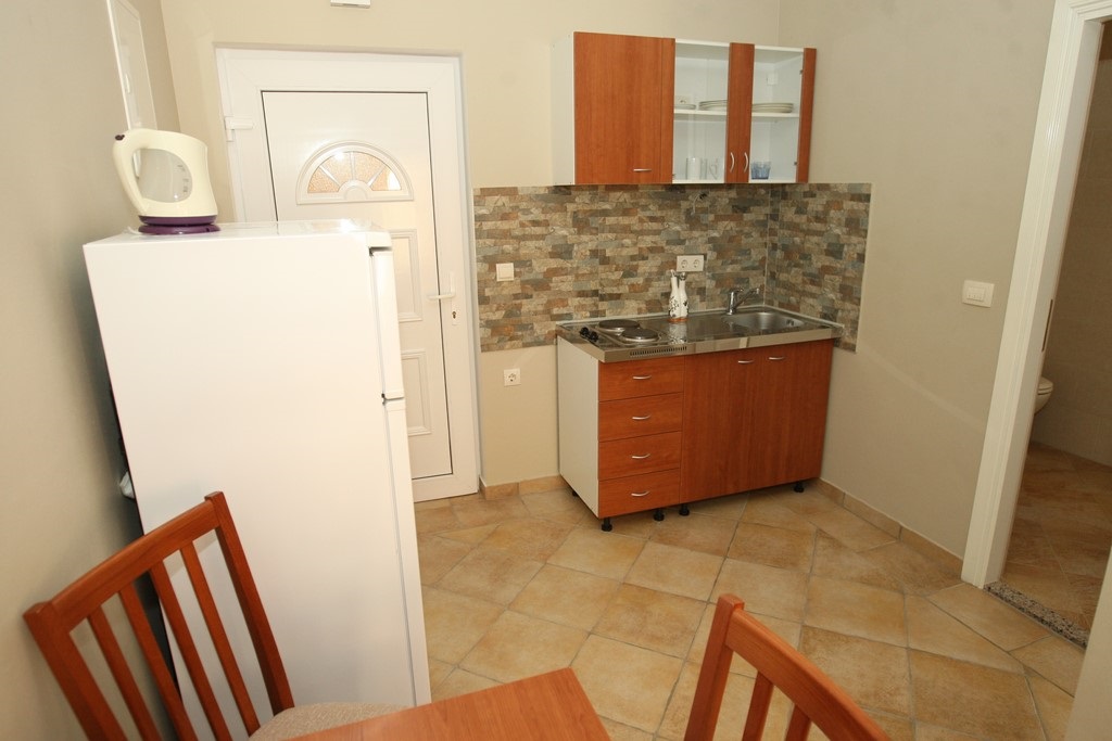 Apartment 4