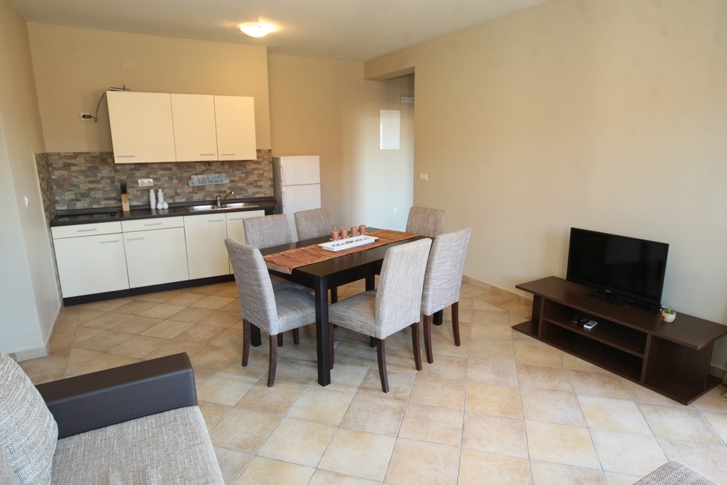 Apartment 6