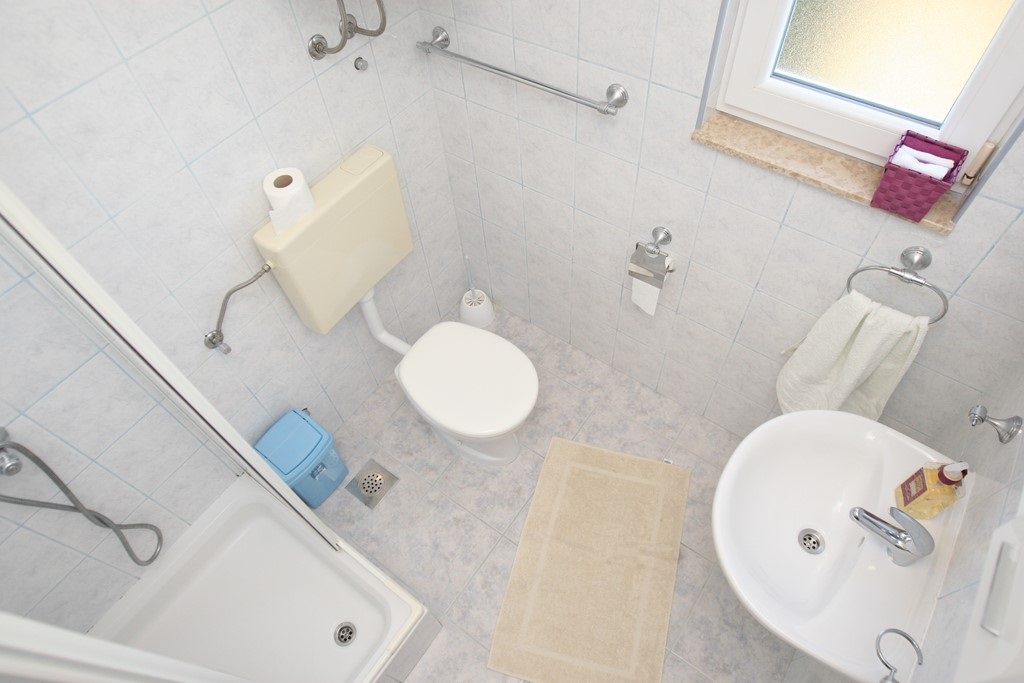 Apartment 8