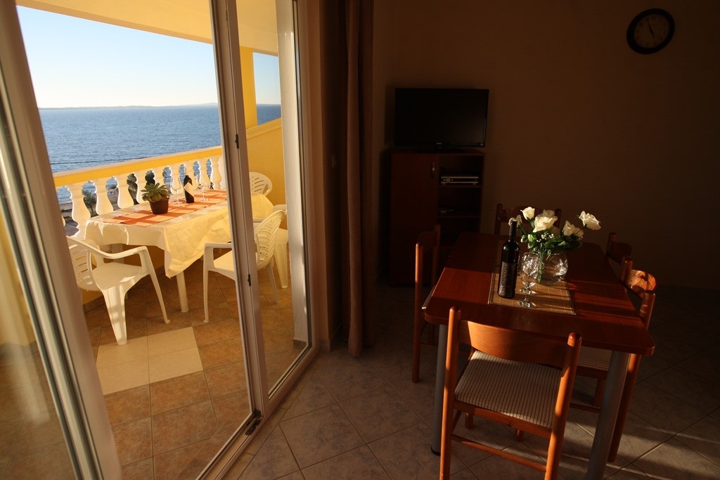 Apartment 8